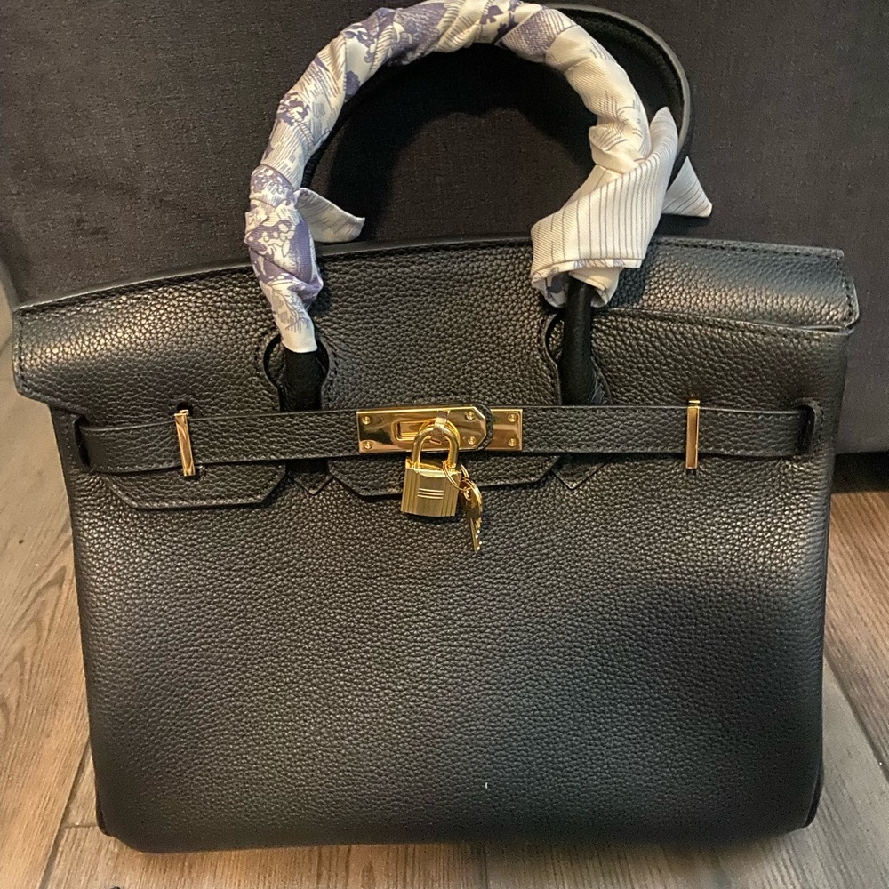 Black purse genuine leather